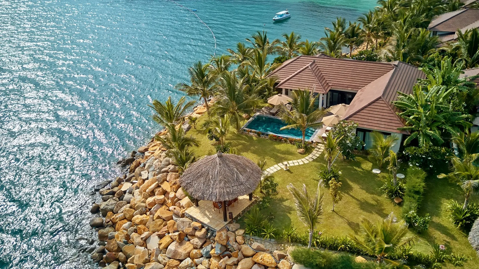 Khánh Hòa – Điểm đến nghỉ dưỡng đẳng cấp cùng ULATOUR